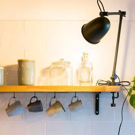 Apartment Design No Coracao Do Lx Factory- 1 Maio Lissabon