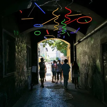 Apartment Design No Coracao Do Lx Factory- 1 Maio *